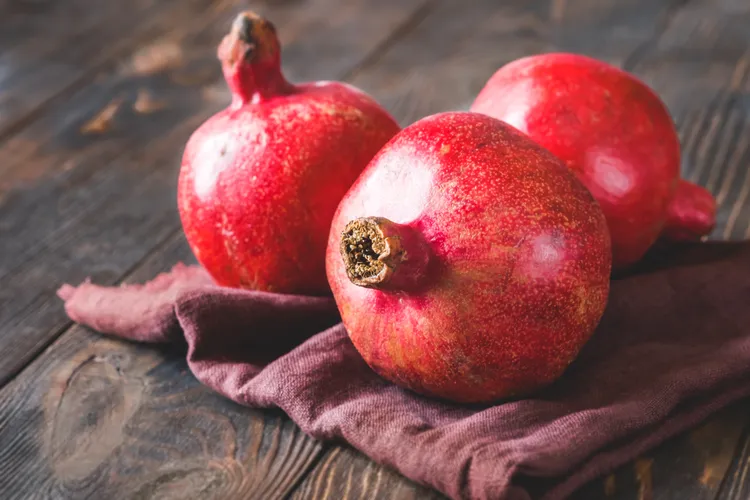 How to Store Pomegranates So They Stay Juicy and Bright for Weeks
