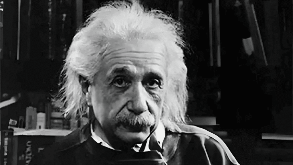 Albert Einstein: “No busques ser un hombre de éxito, sino más bien un hombre de valor”